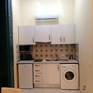 https://apartamento-mon-cheri.hotelsinnerja.org